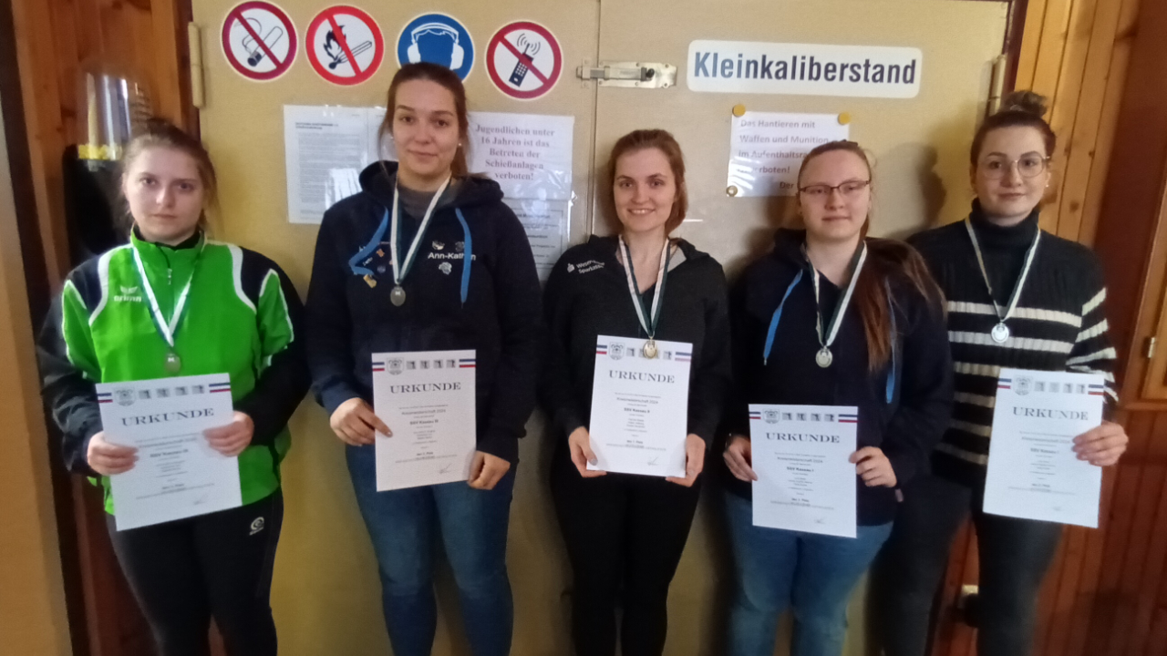 v. l.: Kimberley Lau, Ann-Kathrin Singpiel, Eyleen Heuwinkel, Tanja Zupke und Lina Meier