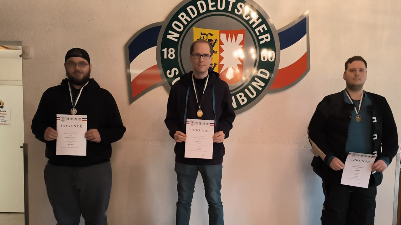 v.l.: Ingo-Michael Stender, Florian Jeger und Kylian Barth